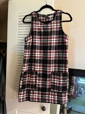 Forever 21 Black, White & Red Plaid Sleeveless Shift Dress